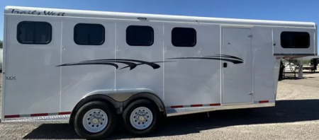 New 2026 Trails West Adventure 4 Horse GN Trailer