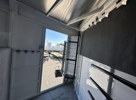 New 2026 Trails West Adventure 4 Horse GN Trailer
