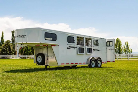 New 2026 Trails West Adventure 4 Horse GN Trailer