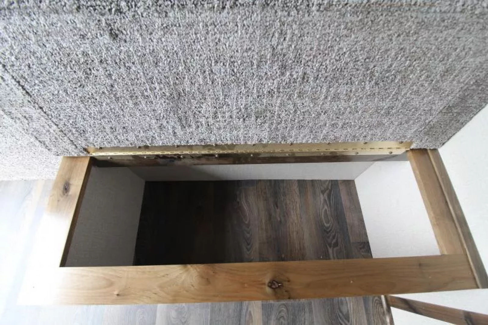 New 2026 Trails West Classic 5x10 4 Horse GN Trailer-SuperTack-Extra Tall-Escape Door-Stud Divider