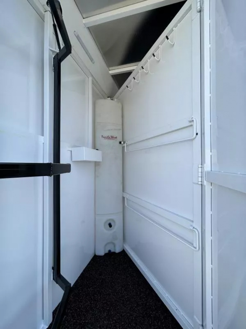 New 2026 Trails West Classic 10x15 3H LQ - Dinette in Slideout - Easy Care Flooring - Foldable Rear Tack - Big Fridge - Easy Care Flooring & More!