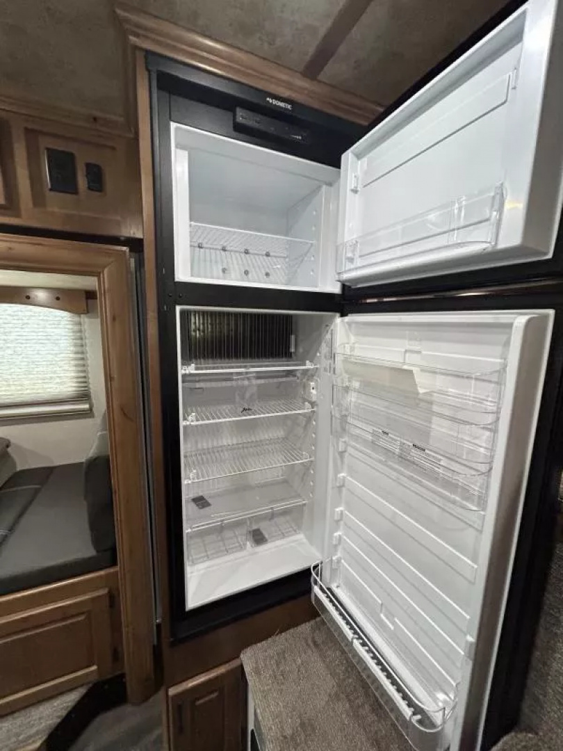 New 2026 Trails West Classic 10x15 3H LQ - Dinette in Slideout - Easy Care Flooring - Foldable Rear Tack - Big Fridge - Easy Care Flooring & More!