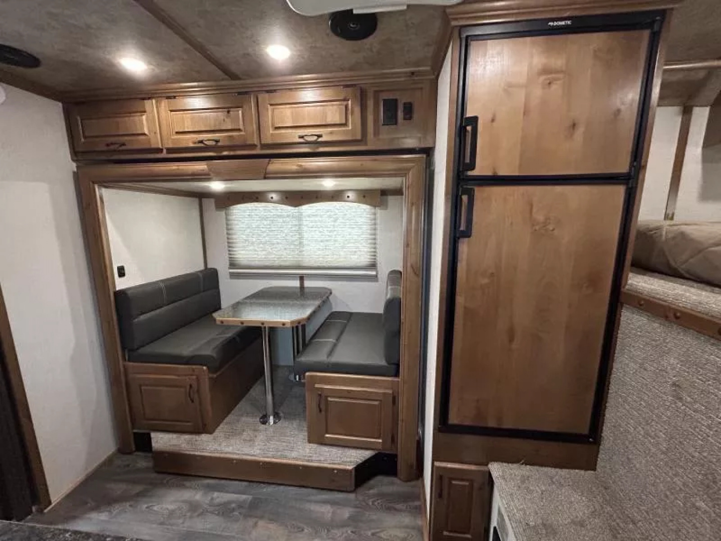 New 2026 Trails West Classic 10x15 3H LQ - Dinette in Slideout - Easy Care Flooring - Foldable Rear Tack - Big Fridge - Easy Care Flooring & More!