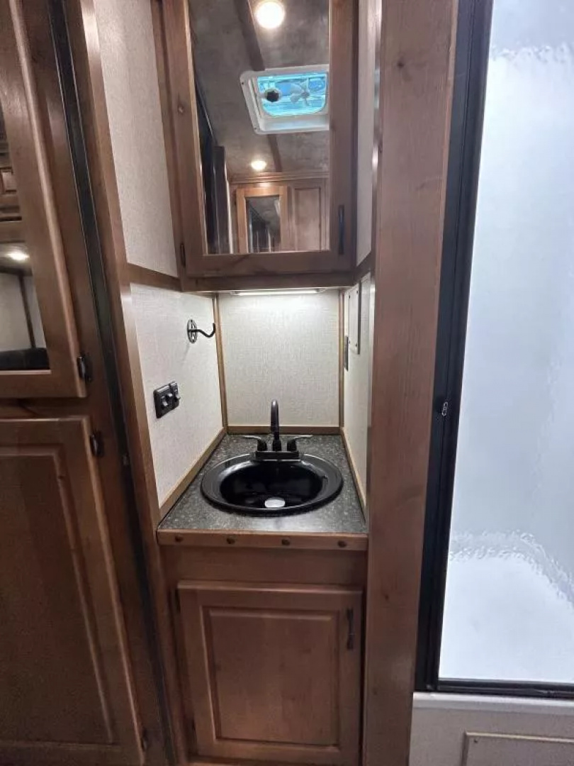 New 2026 Trails West Classic 10x15 3H LQ - Dinette in Slideout - Easy Care Flooring - Foldable Rear Tack - Big Fridge - Easy Care Flooring & More!