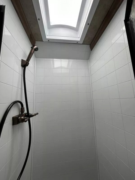 New 2026 Trails West Classic 10x15 3H LQ - Dinette in Slideout - Easy Care Flooring - Foldable Rear Tack - Big Fridge - Easy Care Flooring & More!