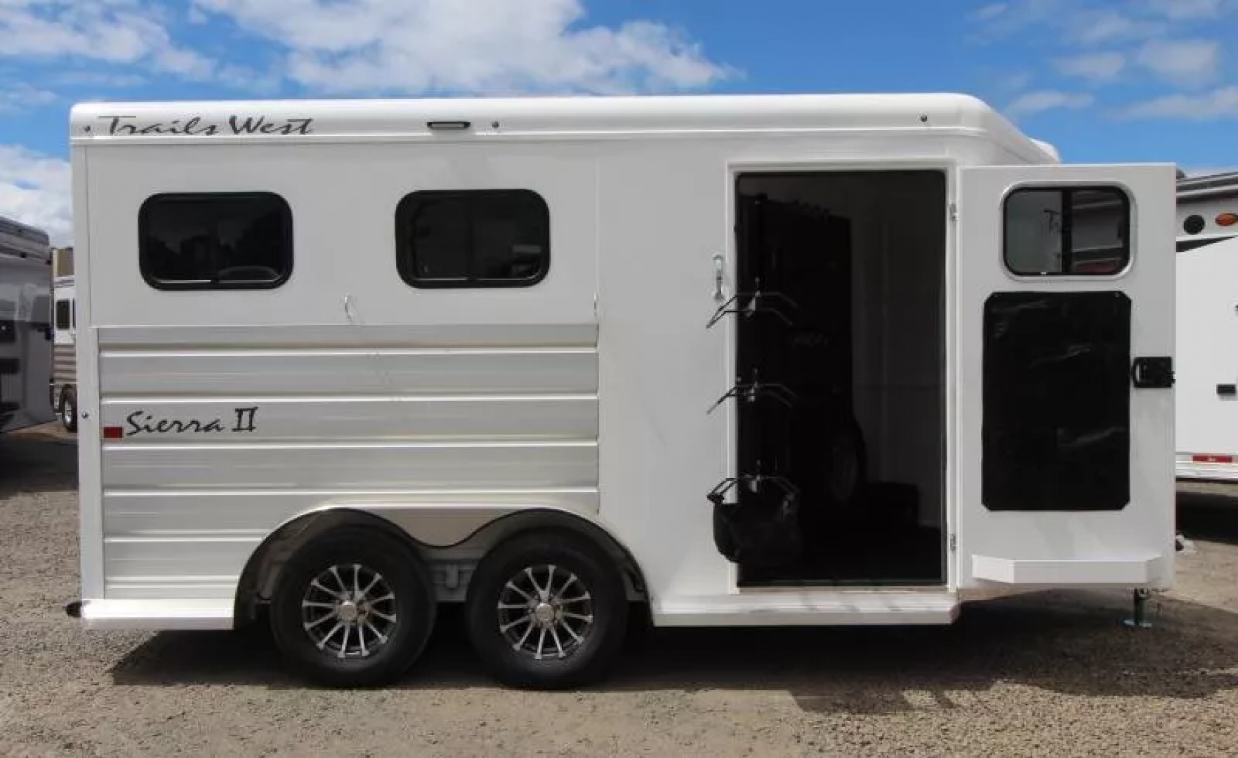 New 2026 Trails West Sierra II 2 Horse Trailer