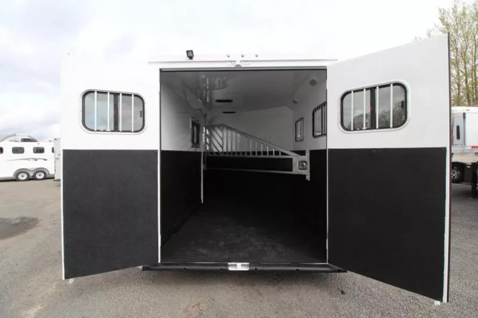 New 2026 Trails West Sierra II 2 Horse Trailer