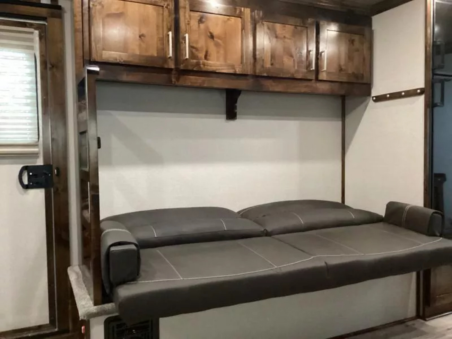 New 2026 Trails West Sierra 15x19 Horse Trailer w/Slide- Haypod & Ladder- Escape Door- Stud Divider-Mangers