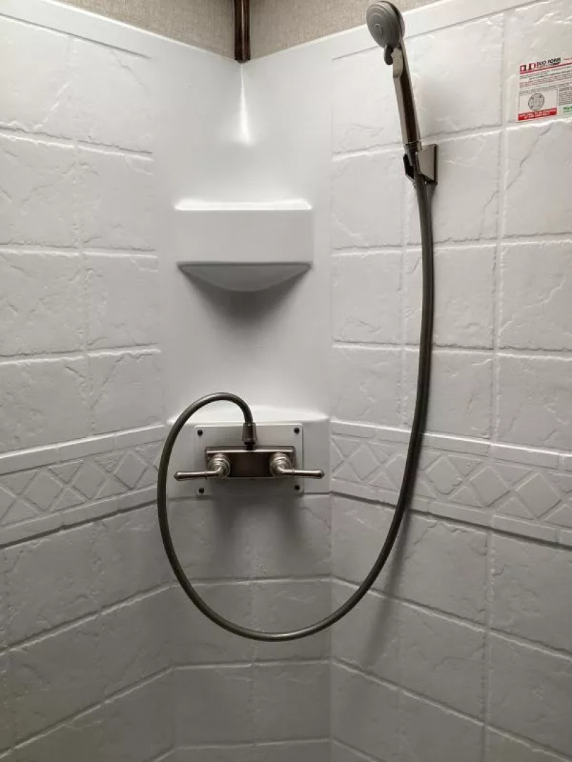 New 2026 Trails West Sierra 15x19 Horse Trailer w/Slide- Haypod & Ladder- Escape Door- Stud Divider-Mangers