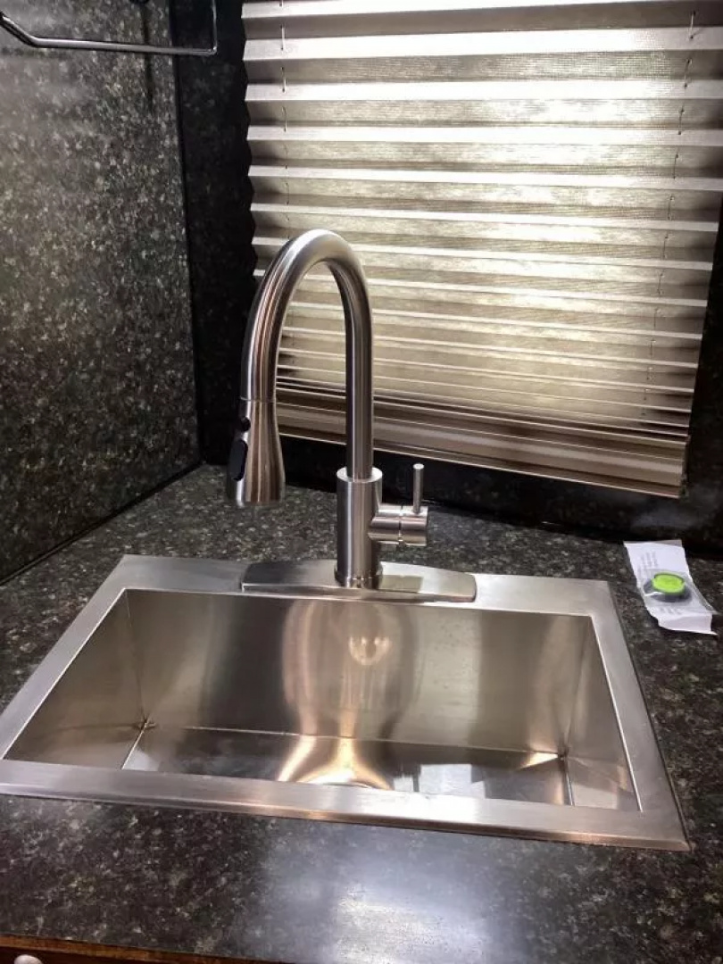 New 2026 Trails West Sierra 15x19 Horse Trailer w/Slide- Haypod & Ladder- Escape Door- Stud Divider-Mangers