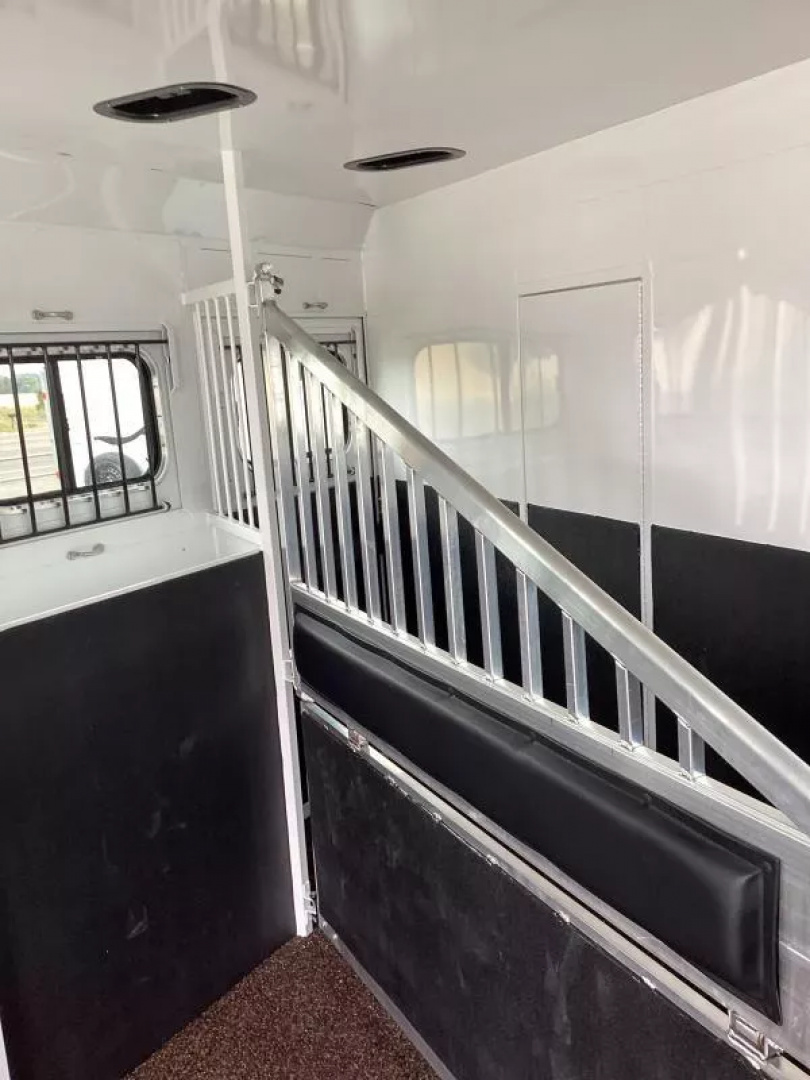 New 2026 Trails West Sierra 15x19 Horse Trailer w/Slide- Haypod & Ladder- Escape Door- Stud Divider-Mangers