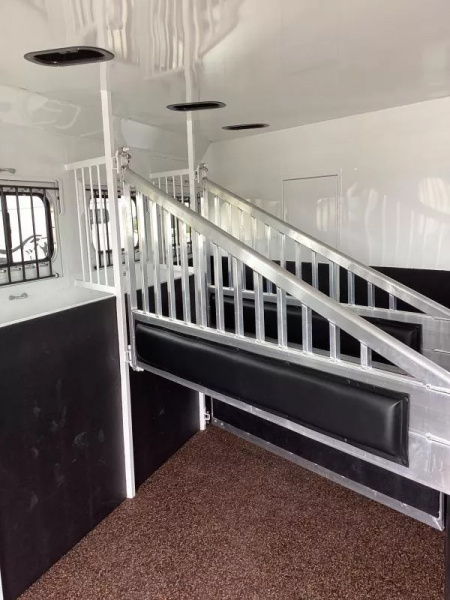 New 2026 Trails West Sierra 15x19 Horse Trailer w/Slide- Haypod & Ladder- Escape Door- Stud Divider-Mangers