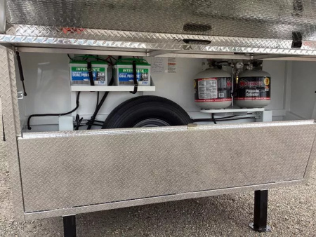 New 2026 Trails West Sierra 15x19 Horse Trailer w/Slide- Haypod & Ladder- Escape Door- Stud Divider-Mangers