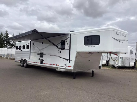 New 2026 Trails West Sierra 15x19 Horse Trailer w/Slide- Haypod & Ladder- Escape Door- Stud Divider-Mangers