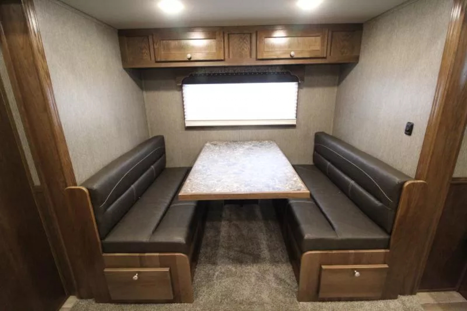New PRICE REDUCED $5000 2026 SMC Patriot 8313SSR 3 Horse w/Slide-13ft SW 8'TALL 8'W-ALL REAL WOOD INT.-LOADED-SOFA & DINETTE-All Aluminum