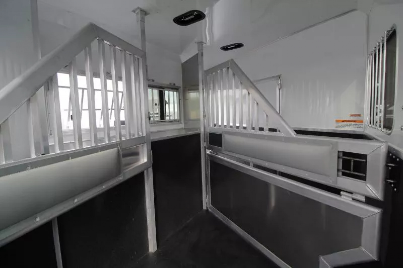 New PRICE REDUCED $5000 2026 SMC Patriot 8313SSR 3 Horse w/Slide-13ft SW 8'TALL 8'W-ALL REAL WOOD INT.-LOADED-SOFA & DINETTE-All Aluminum