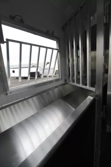 New PRICE REDUCED $5000 2026 SMC Patriot 8313SSR 3 Horse w/Slide-13ft SW 8'TALL 8'W-ALL REAL WOOD INT.-LOADED-SOFA & DINETTE-All Aluminum