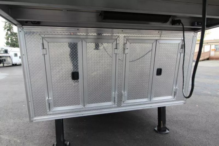 New PRICE REDUCED $5000 2026 SMC Patriot 8313SSR 3 Horse w/Slide-13ft SW 8'TALL 8'W-ALL REAL WOOD INT.-LOADED-SOFA & DINETTE-All Aluminum