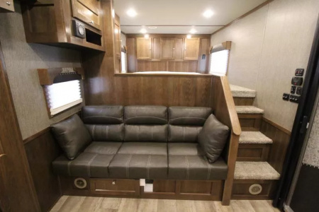 New PRICE REDUCED $5000 2026 SMC Patriot 8313SSR 3 Horse w/Slide-13ft SW 8'TALL 8'W-ALL REAL WOOD INT.-LOADED-SOFA & DINETTE-All Aluminum