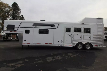New PRICE REDUCED $5000 2026 SMC Patriot 8313SSR 3 Horse w/Slide-13ft SW 8'TALL 8'W-ALL REAL WOOD INT.-LOADED-SOFA & DINETTE-All Aluminum