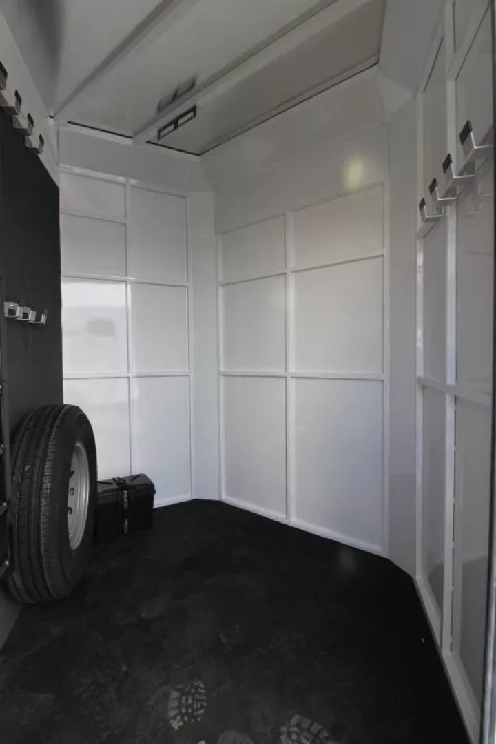 New 2026 Trails West Classic II 3 Horse Trailer-7'4" Tall-Escape Door- Convenience Package