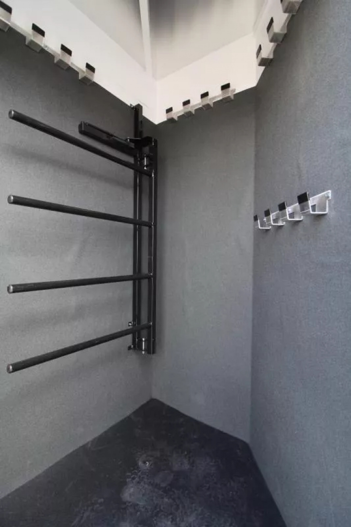 New 2026 Trails West Sierra PRICE REDUCED II 2 Horse Trailer-Side Tack-7'4" Tall - XL Dressing Room- Axle Upgrade- Convenience Package