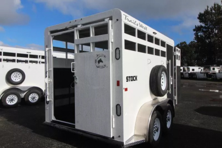 New 2026 Trails West Adventure PRICE REDUCED! 14' Stock / Stock Combo Trailer-Flood Light-Rubber Wall mats- Spare Tire