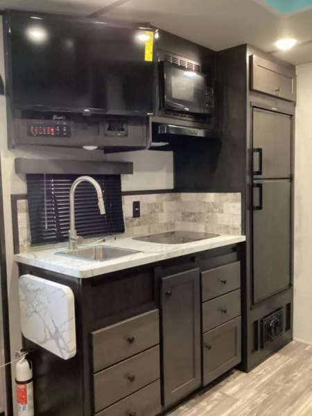 New PRICE REDUCED!!! 2026 Bison Silverado 13ft LQ w/ Sofa AND Dinette! - Slide out - Ramp