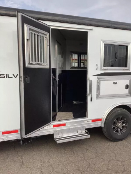 New PRICE REDUCED!!! 2026 Bison Silverado 13ft LQ w/ Sofa AND Dinette! - Slide out - Ramp