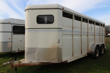 Used 1995 Circle J 4 Horse Trailer - Adjustable Dividers
