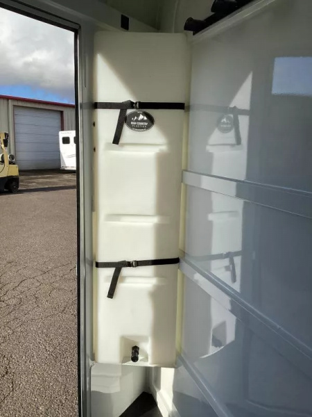 New 2026 Thuro-Bilt Renegade 2 Horse Trailer-1' Added Length- Extra Divider Catch-Swing Out Saddle Rack-Water Tank Horse Trailer