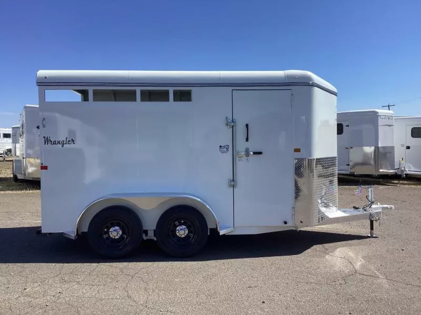 New 2026 Thuro-Bilt Wrangler 2 Horse Trailer-Telescoping Padded Dividers-Swing-Out Saddle Tree- Spare Tire- Extra Divider Catch Horse Trailer