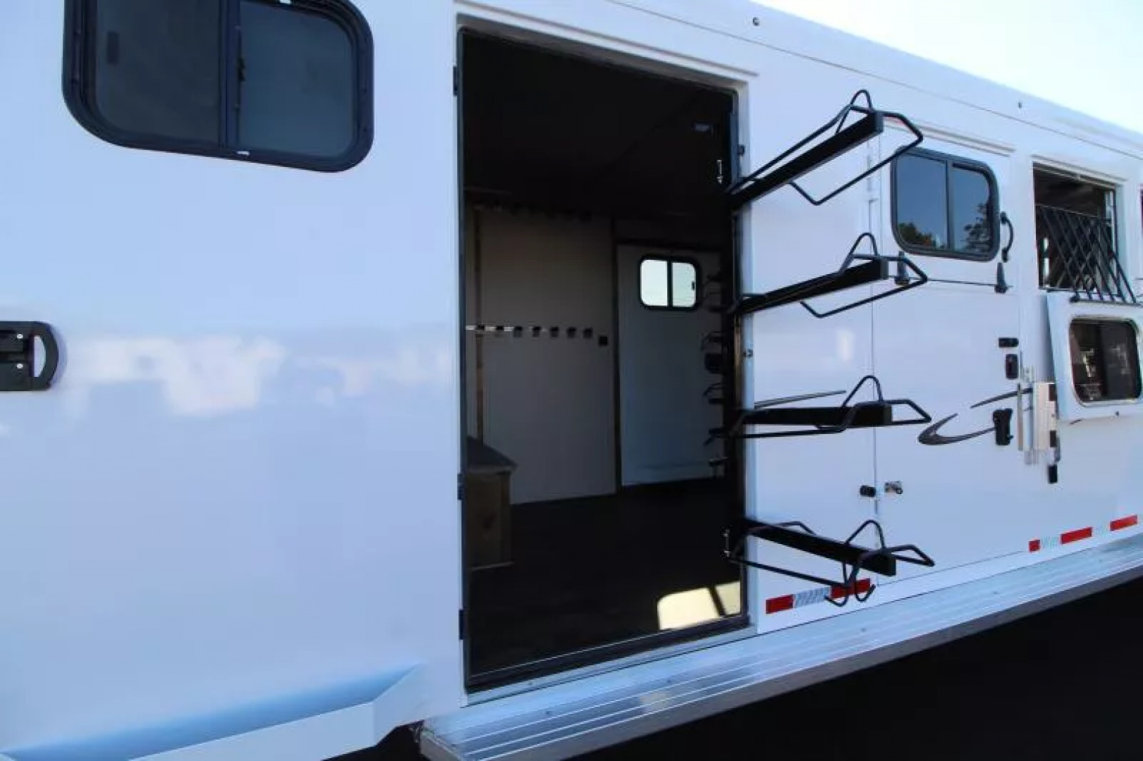 New 2026 Trails West Classic 4 Horse 5x10 SUPER TACK - Comfort Package - Escape Door - Stud Panel - 4 Horse Trailer