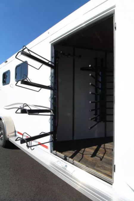 New 2026 Trails West Classic 4 Horse 5x10 SUPER TACK - Comfort Package - Escape Door - Stud Panel - 4 Horse Trailer