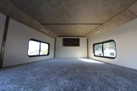 New 2026 Trails West Classic 4 Horse 5x10 SUPER TACK - Comfort Package - Escape Door - Stud Panel - 4 Horse Trailer