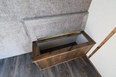 New 2026 Trails West Classic 4 Horse 5x10 SUPER TACK - Comfort Package - Escape Door - Stud Panel - 4 Horse Trailer