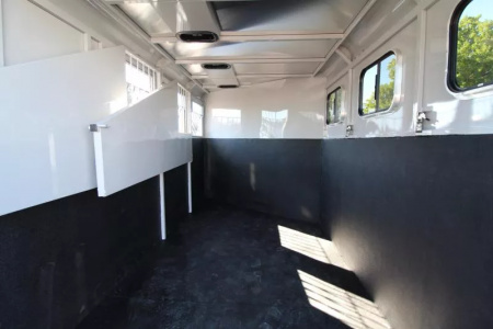 New 2026 Trails West Adventure MX II - GREY - Swing Out Saddle Rack - 3 Horse Trailer