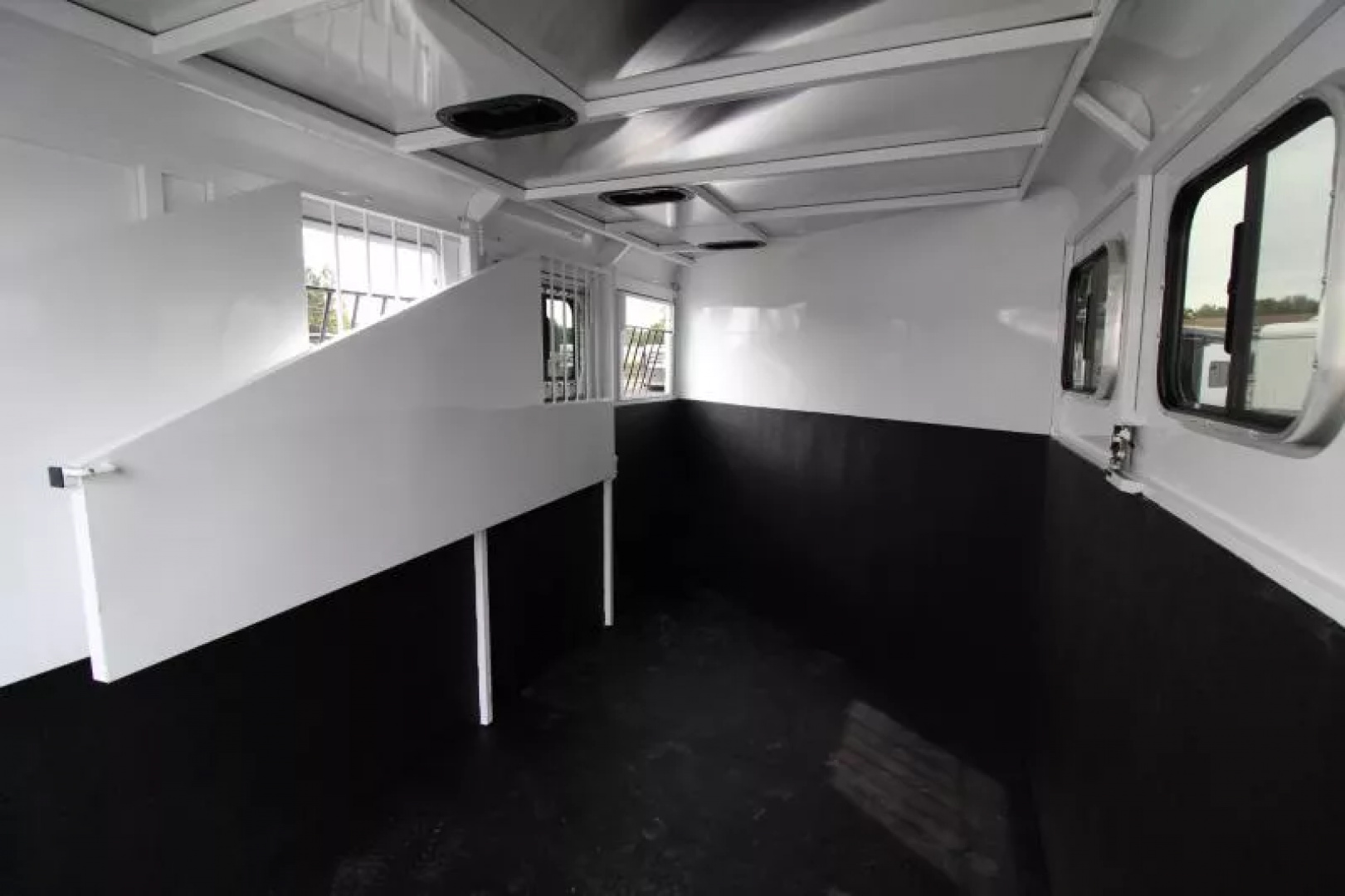 New 2026 Trails West Adventure MX II Horse Trailer