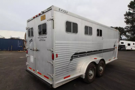 Used PRICE REDUCED $600- 2000 Exiss Trailers XT-300 - Large Dressing Room - Rear tack - 3 Horse Trailer