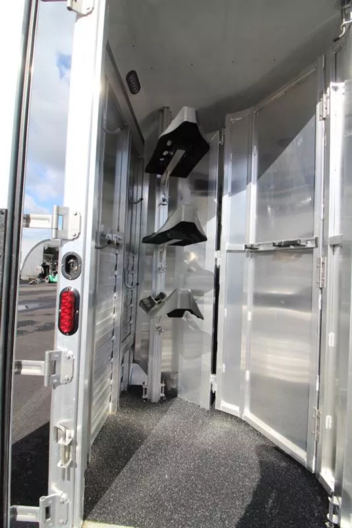 Used 2022 Exiss Endeavor 8312 - 12'sw LQ w/ Slide-8'W-3 Horse aluminum Trailer