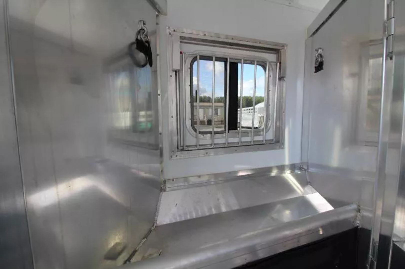 Used 2022 Exiss Endeavor 8312 - 12'sw LQ w/ Slide-8'W-3 Horse aluminum Trailer