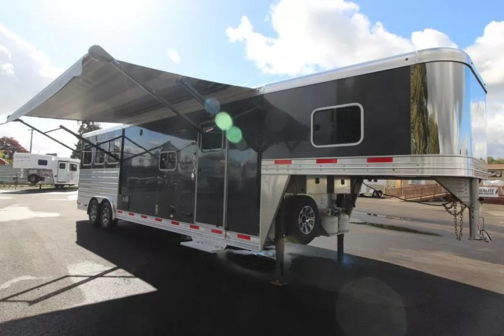 Used 2022 Exiss Endeavor 8312 - 12'sw LQ w/ Slide-8'W-3 Horse aluminum Trailer