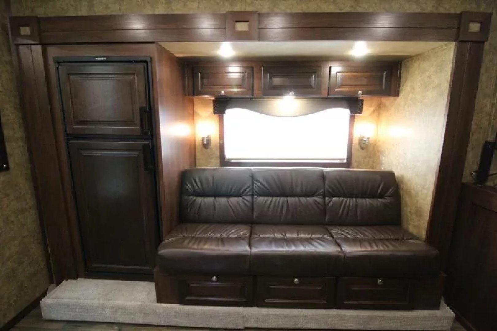 Used 2022 Exiss Endeavor 8312 - 12'sw LQ w/ Slide-8'W-3 Horse aluminum Trailer