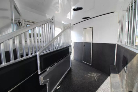 Used 2022 Exiss Endeavor 8312 - 12'sw LQ w/ Slide-8'W-3 Horse aluminum Trailer