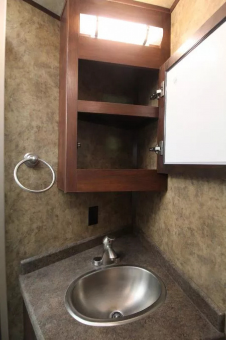 Used 2022 Exiss Endeavor 8312 - 12'sw LQ w/ Slide-8'W-3 Horse aluminum Trailer