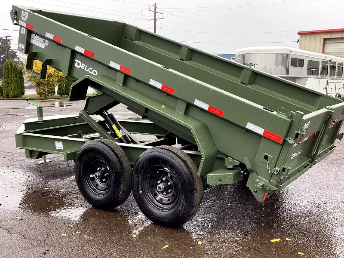 New 2026 Delco Dump Trailer 7x14 -14K - Spreader gate - Army Green - 2' sides, 6' slide in ramps