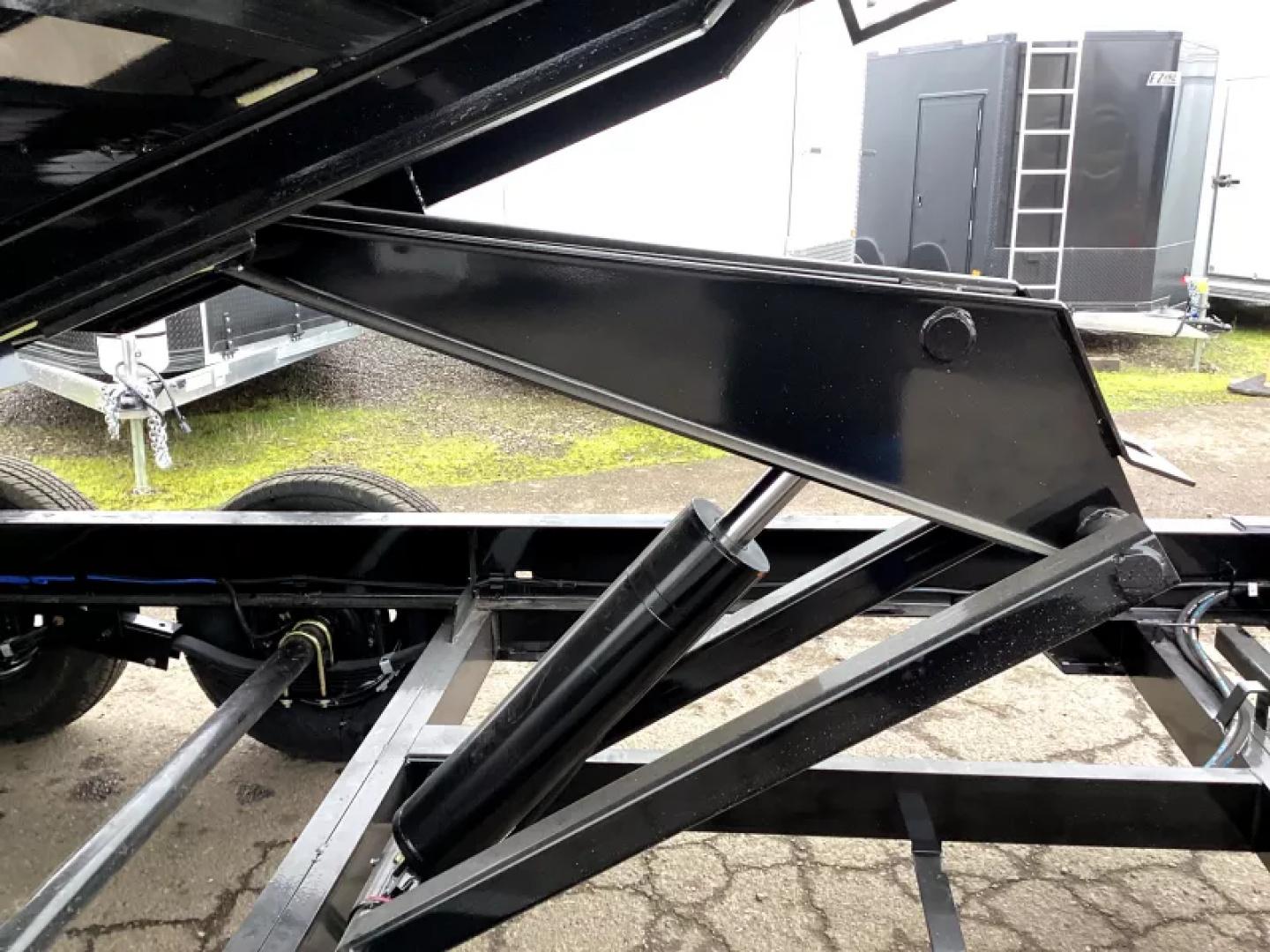 New 2026 Delco Dump Trailer 7x14 -14K - Spreader gate - 3' sides, 6' slide in ramps