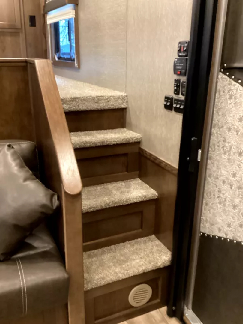New 2026 SMC Patriot 8414SSR  8'T 8'W 13ft SW - SOFA & DINETTE - Solar - Slide Out - ALL REAL WOOD INT. -LOADED! 4 Horse Aluminum Trailer