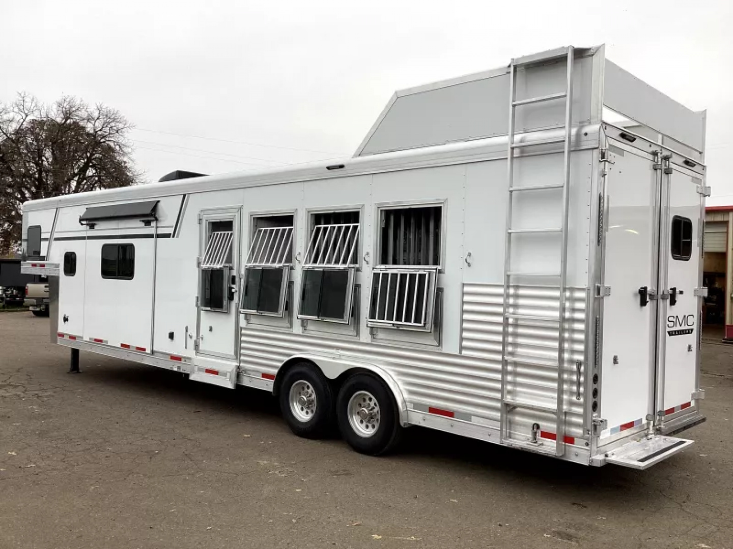 New 2026 SMC Patriot 8414SSR  8'T 8'W 13ft SW - SOFA & DINETTE - Solar - Slide Out - ALL REAL WOOD INT. -LOADED! 4 Horse Aluminum Trailer