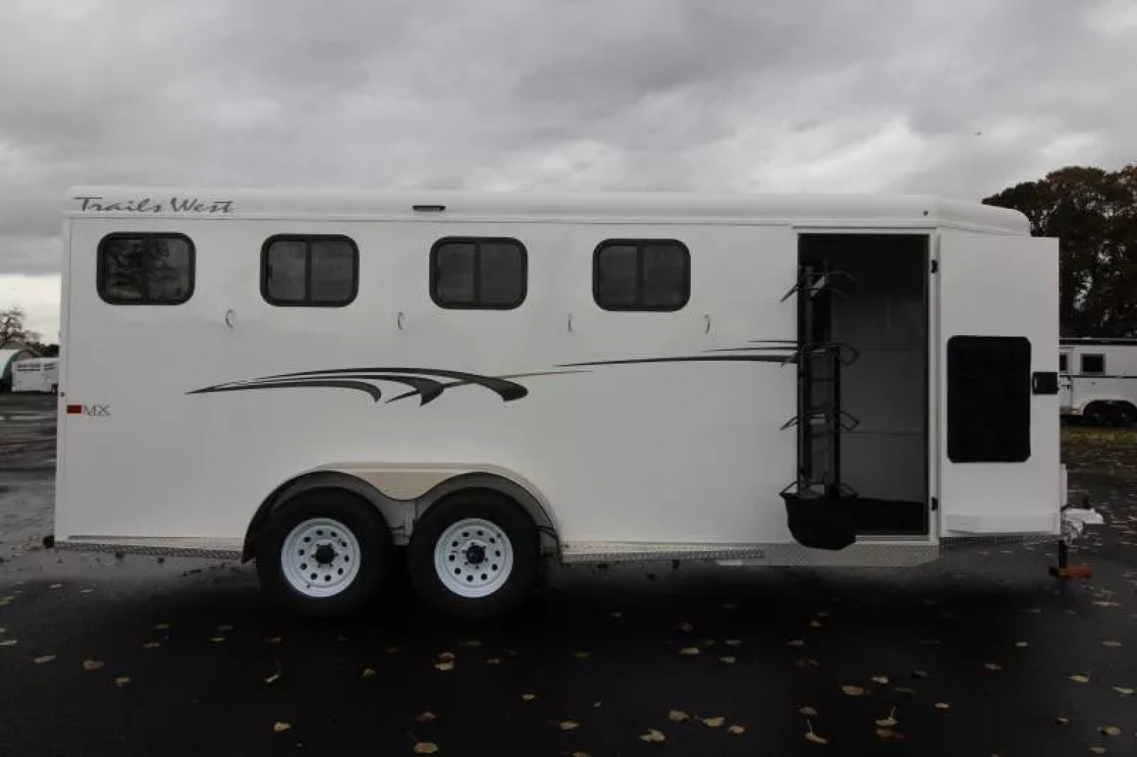 New 2026 Trails West Adventure MX II 4 Horse Trailer - Swing Out Saddle Rack